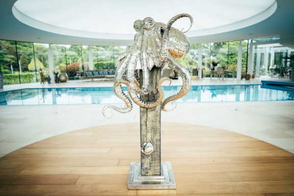 Octopus sculpture. Beuatiful stainless steel sculpture for your home and garden