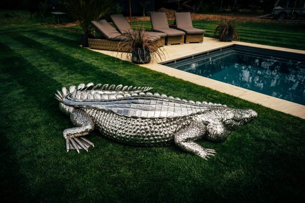 Metal Crocodile sculpture