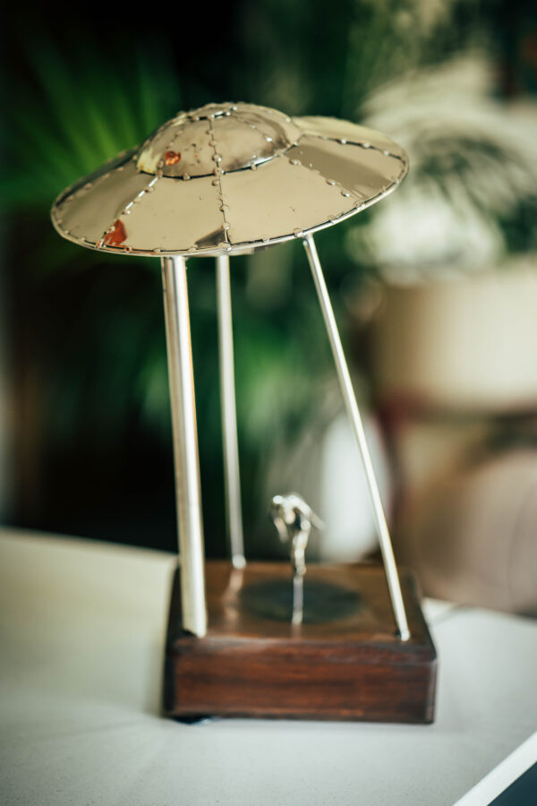 Flying Saucer Lamp
